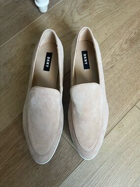 DKNY women’s Suede Loafers in Pale Blush